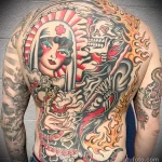 большой рисунок татуировки с медсестрой на спине мужчины - tatufoto.com 110223 - 005