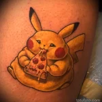 рисунок татуировки жирный Пикачу кушает пиццу - tatufoto.com 08022023 - 025