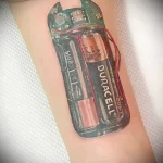 рисунок татуировки с микросхемой и вмонтированными в неё двумя батарейками Duracell - tatufoto.com 180223 - 031