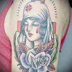 татуировка Сиреневый цветок розы Красный Крест и медсестра на левом плече - tatufoto.com 110223 - 186