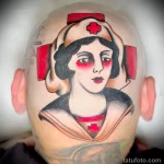 цветной рисунок татуировки с красным крестом и медсестрой на голове и затылке мужчины - tatufoto.com 110223 - 200