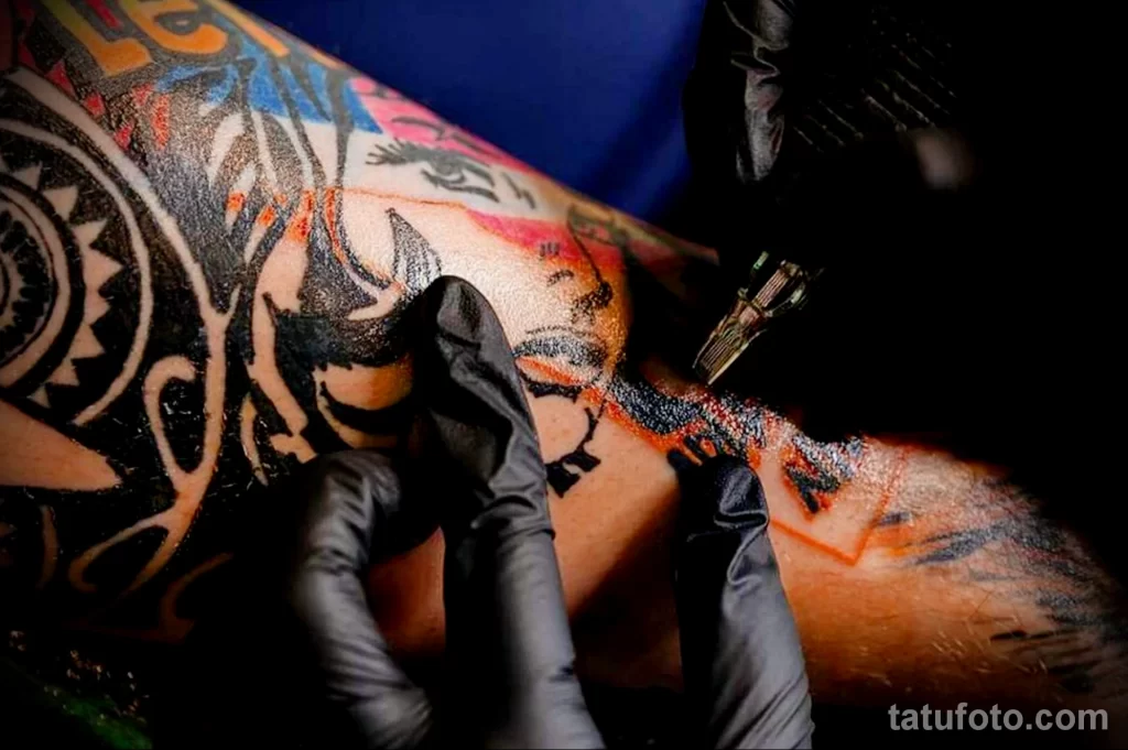 13-та летняя девочка из Германии становится популярным тату-мастером - фото для статьи tatufoto.com 10032023 1