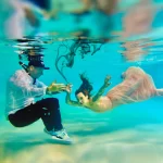 Первый в мире татуировщик, который делает татуировки под водой