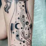 рисунок татуировки Космос в бутылке