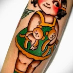 рисунок татуировки с девочкой куклой в стиле олдскул - tatufoto.com 180323 - 055