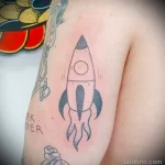 татуировка с рисунком взлетающей ракеты - tatufoto.com 010323 - 061
