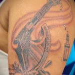 татуировка секира Викинга и скандинавские руны - tatufoto.com 080323 - 090