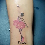рисунок татуировки танцующая девушка в розовом платье и надпись Карен - tatufoto.com 230423 - 078
