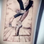 стильный рисунок татуировки для танцовщицы внизу ноги - tatufoto.com 230423 - 083