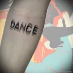 татуировка надпись танец на запястье - tatufoto.com 230423 - 085
