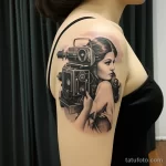 Artistic tattoo of a vintage movie projector on some c b b fceb _1_2_3 16.11.2023 tatufoto.com 065