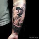 Realistic golf club swing tattoo on a golfers fo ab ba a ddcbe 171123 tatufoto.com