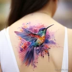 . Watercolor hummingbird on shoulder blade 16.11.2023 tatufoto.com 055