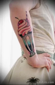Пример рисунка татуировки с молочным коктейлем 12.11.2023 tatufoto.com 051