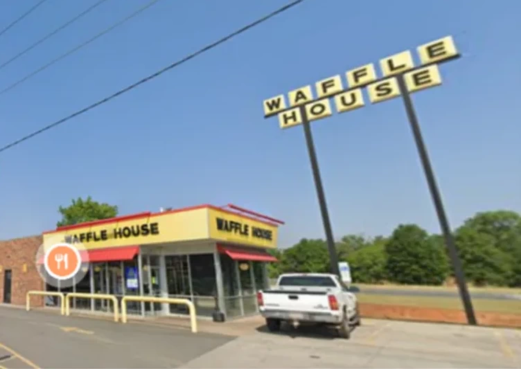 Арест за татуировку WAFFLE HOUSE: неоплаченное искусство во Флориде