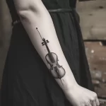 Рисунок тату с виолончелью - Her elegance was enhanced by the cello tattoo on her da f a cedbcdcb - 291223 tatufoto.com 119