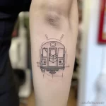 Фото тату про метро - Subtle tattoo of a subway trains headlights style c b cfc cdddfff _1 - 080124 tatufoto.com 051