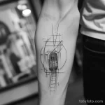 Фото тату про метро - Tattoo featuring the rhythm of a subways arrival and ebf cbb b fdcc _1_2 - 080124 tatufoto.com 085
