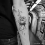 Фото тату про метро - Tattoo featuring the rhythm of a subways arrival and ebf cbb b fdcc _1_2_3 - 080124 tatufoto.com 086