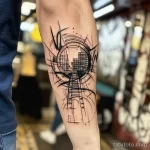 Фото тату про метро - Tattoo of a subways Mind the Gap warning in calligra cfa fdc a ce fdcad _1 - 080124 tatufoto.com 126