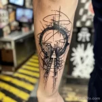 Фото тату про метро - Tattoo of a subways Mind the Gap warning in calligra dc d b b cba _1 - 080124 tatufoto.com 130
