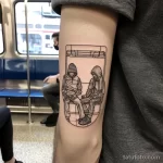 Фото тату про метро - Tattoo showcasing the anonymity of subway riders bc d aed cca _1_2 - 080124 tatufoto.com 147