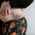Интимное тату на фото - Breaking stereotypes with intimate tattoos style adfb ee ff be b _1 - 080224 tatufoto.com 058