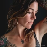 Интимное тату на фото - Candid portrait of a woman with an intimate tattoo fcbb e bc ffff _1 - 080224 tatufoto.com 071
