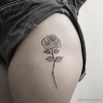Интимное тату на фото - Delicate rose tattoo on the hip bone style raw aaae c e bedaa - 080224 tatufoto.com 186