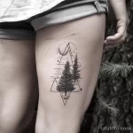 Интимное тату на фото - Geometric tattoo on the inner thigh style raw s cce dea e a ccfcb - 080224 tatufoto.com 245