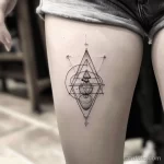 Интимное тату на фото - Geometric tattoo on the inner thigh style raw s cce dea e a ccfcb _1 - 080224 tatufoto.com 246