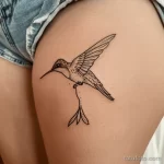 Интимное тату на фото - Hummingbird tattoo near the groin style raw sty dace da eb ab eed - 080224 tatufoto.com 249