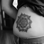 Интимное тату на фото - Mandala tattoo on the side waist style raw styl bae bda a ace edafdea _1_2_3 - 080224 tatufoto.com 290