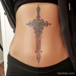 Интимное тату на фото - Sword tattoo along the lower belly style raw st cad aff ec fbeceea - 080224 tatufoto.com 478