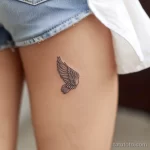 Интимное тату на фото - Tiny angel wing tattoo near the groin style raw cab c ce bc dcdeed _1_2_3 - 080224 tatufoto.com 490