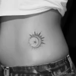 Интимное тату на фото - Tiny sun and moon tattoo on the lower abdomen sty abafb fb a b aadd _1_2_3 - 080224 tatufoto.com 532