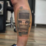Татуировка про радио - Realistic example of a tattoo on a persons body disp aecf d ad acb - 130224 tatufoto.com 014