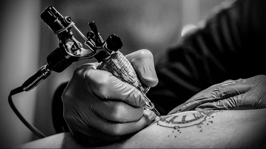 Что делать, если татуировка вызывает споры в семье - фото для tatufoto.com 20.03.2024 3