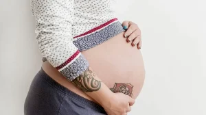 Можно ли делать татуировку во время беременности 7 - 270824 tatufoto.com 07