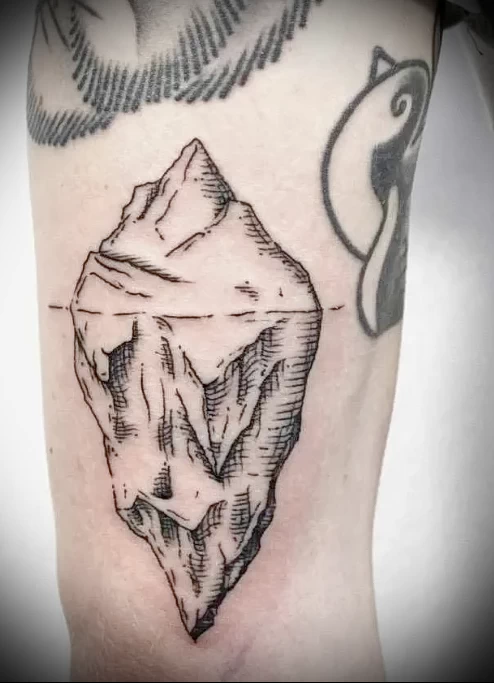 Пример рисунка татуировки с айсбергом - 210824 tatufoto.com 28