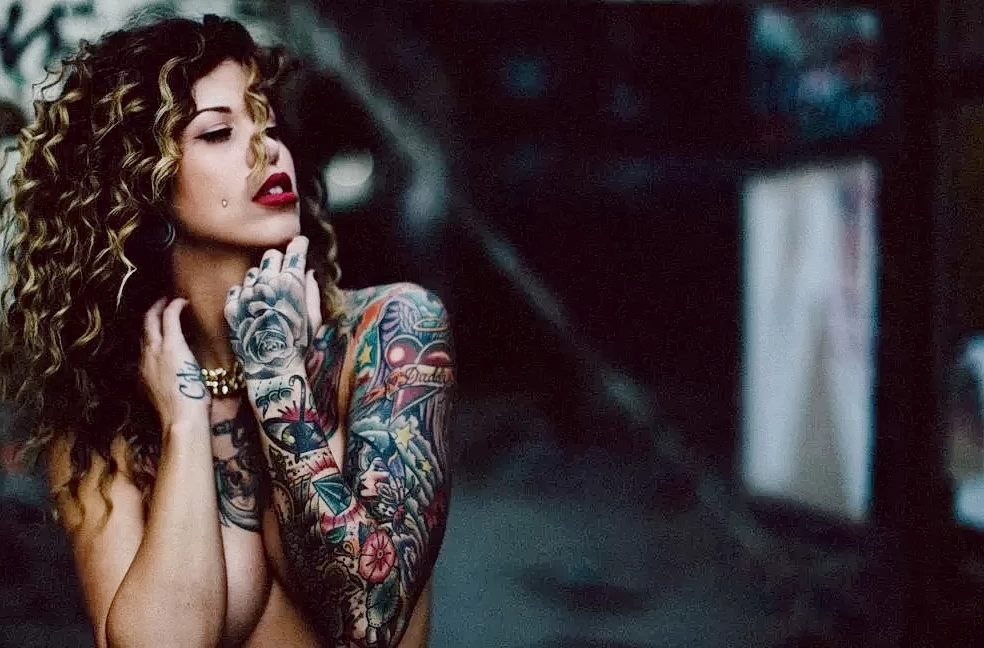 ИСТОРИЯ ТАТУИРОВКИ В МОДЕ - tatufoto.com 01092024 20