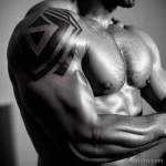 brutal man flexing his forearm tatufoto.com 044