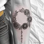 hand drawn floral wreath tattoo sketch tatufoto.com 060