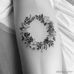 hand drawn floral wreath tattoo sketch tatufoto.com 066