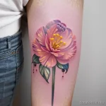 watercolor carnation tattoo with splashes of blue tatufoto.com 355