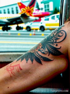 Тату стюардесс - Tattoos of stewardesses and flight attendants - 003 - tatufoto.com 06112024