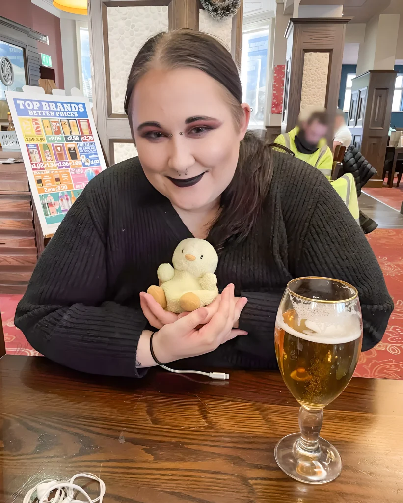Как татуировка с названием Wetherspoons заняла пол живота 2025 №02 - tatufoto.com