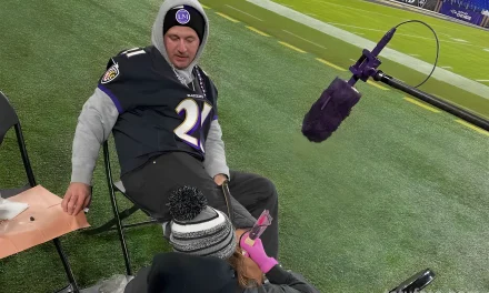 Как фанат Baltimore Ravens превратил каждую победу команды в татуировку: история преданности и чернил
