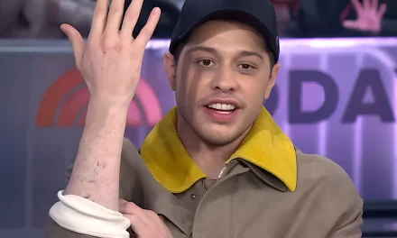 Пит Дэвидсон удаляет все татуировки за 200 000$: почему звезда SNL избавляется от своих наколок?
