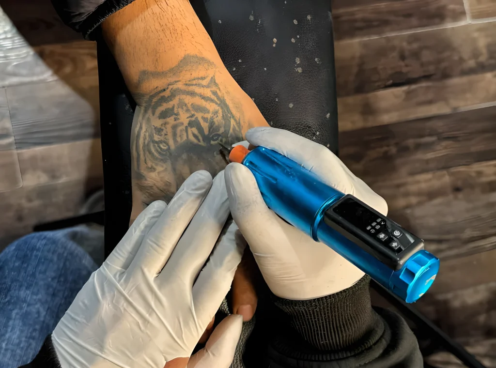 Почему в Кашмире массово удаляют тату - tatufoto.com 2025 7